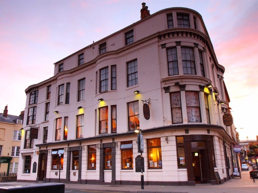 The Dickens Bar & Inn Scarborough Eksteriør billede