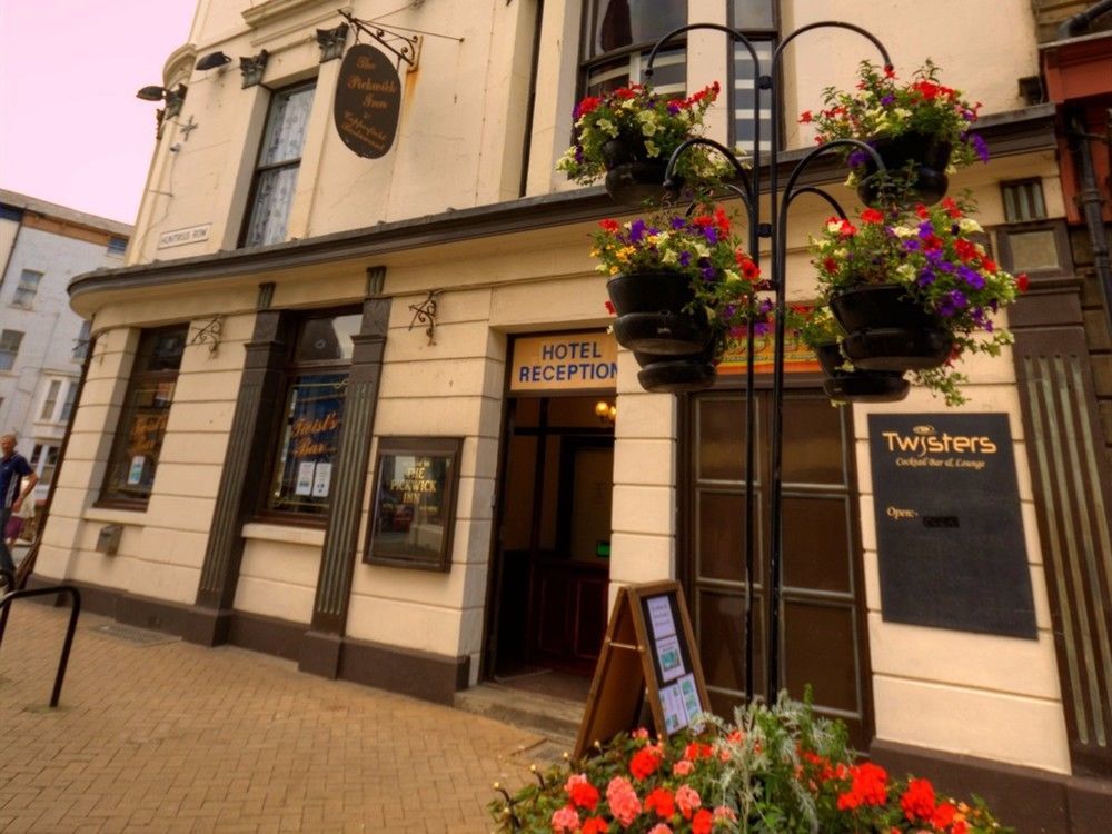 The Dickens Bar & Inn Scarborough Eksteriør billede